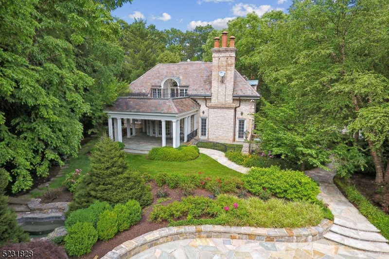 GOLF EDGE - Residential