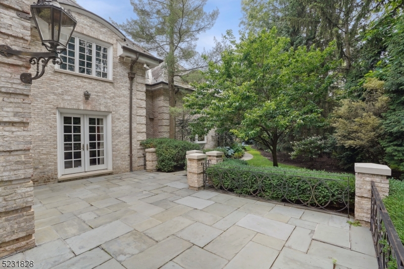 GOLF EDGE - Residential