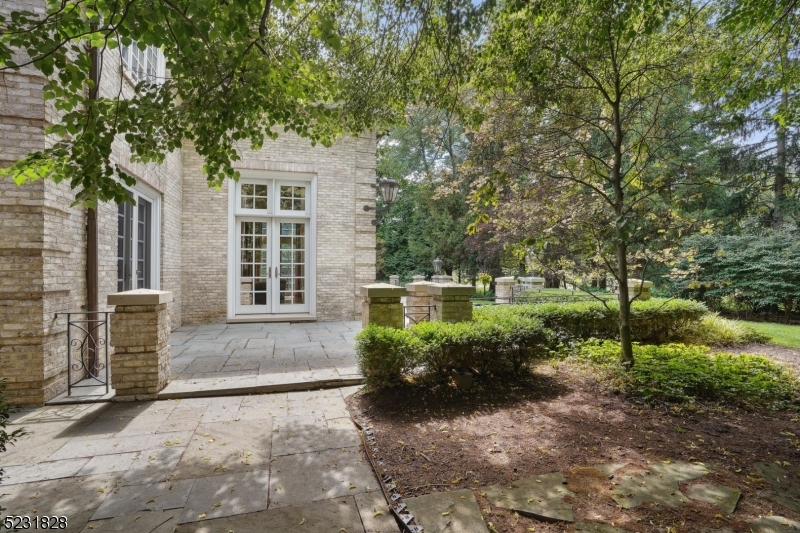 GOLF EDGE - Residential