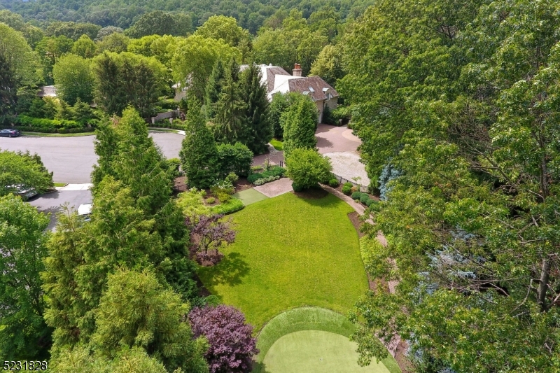 GOLF EDGE - Residential