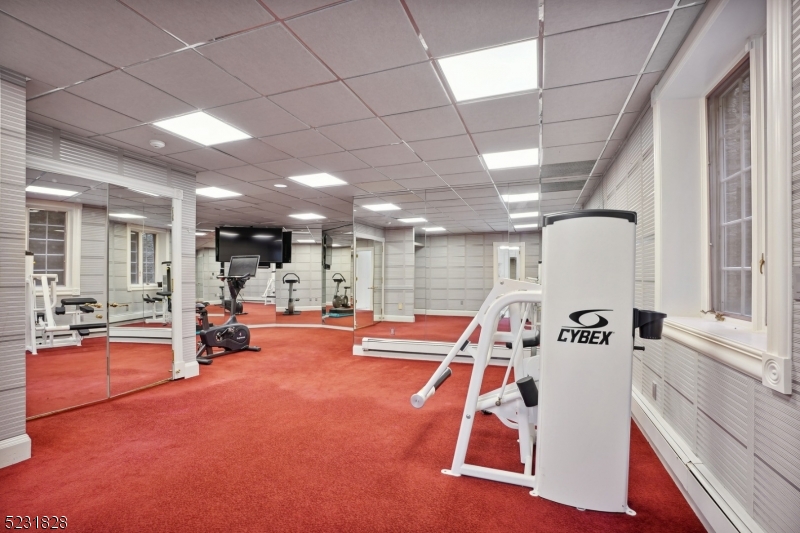 GOLF EDGE - Residential