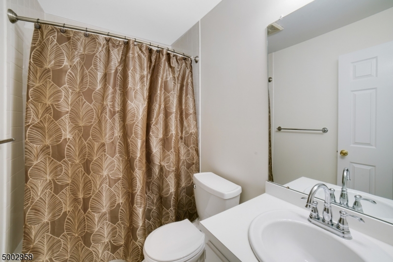 Meadows - Residential Lease