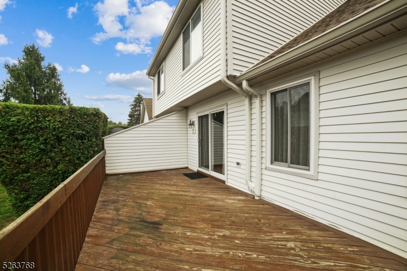 Meadows - Residential Lease