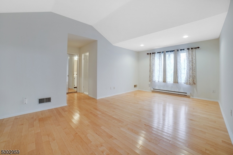 Meadows - Residential Lease