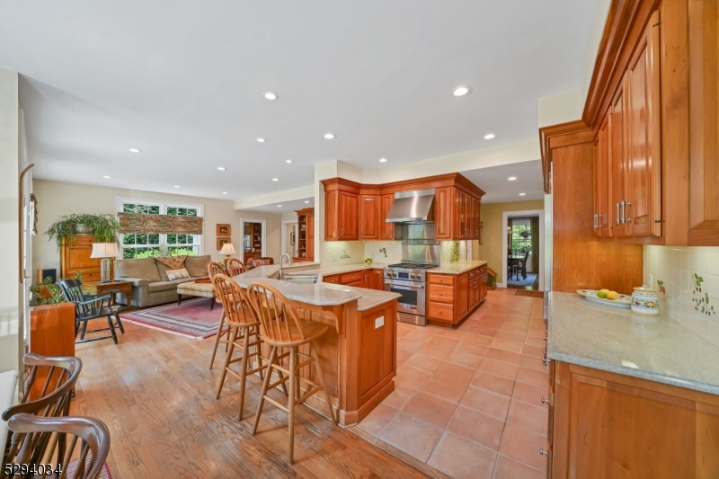 Upper Washington - Residential