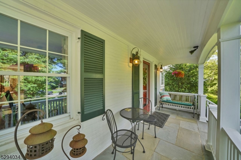 Upper Washington - Residential