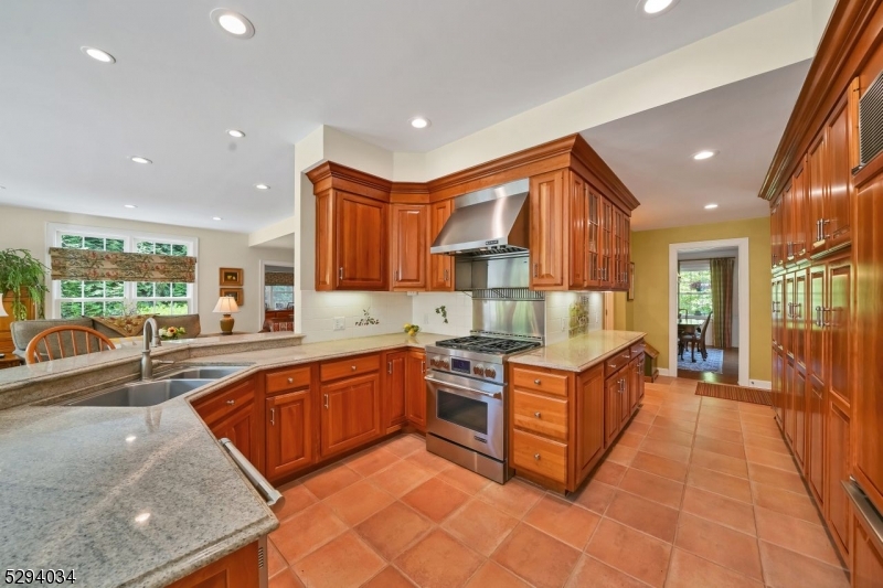 Upper Washington - Residential