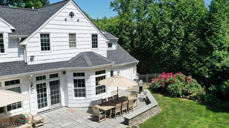 Upper Washington - Residential