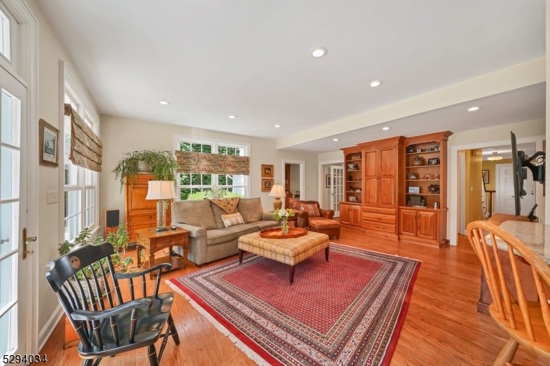 Upper Washington - Residential