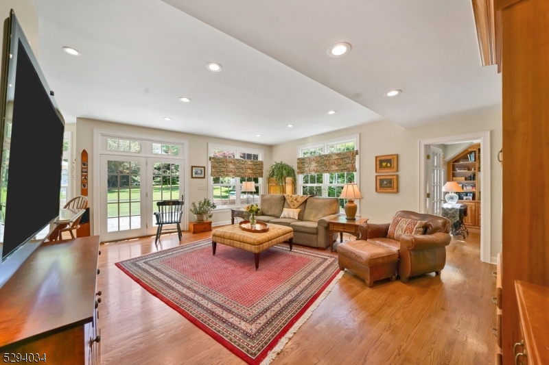 Upper Washington - Residential