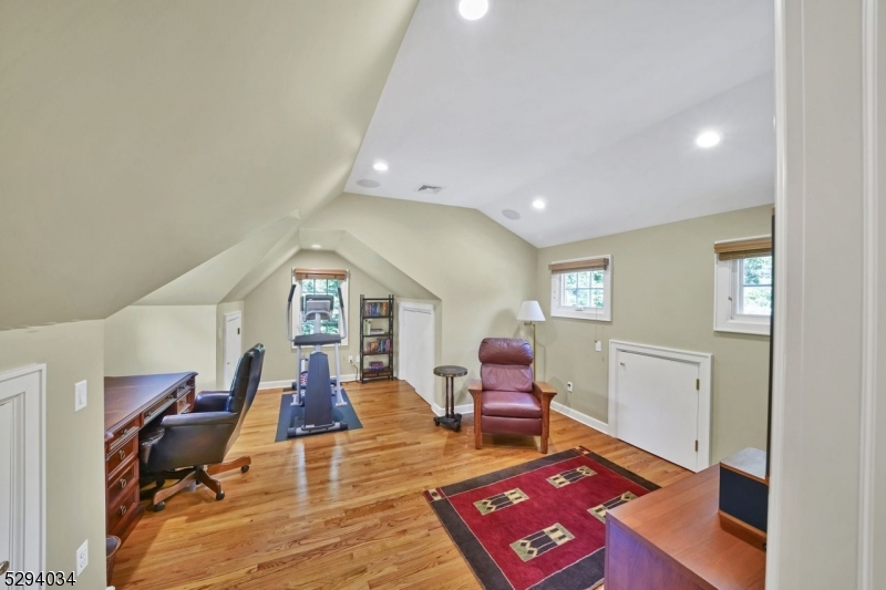 Upper Washington - Residential