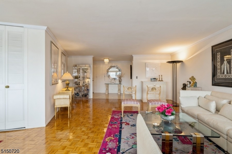 Claridge - Residential