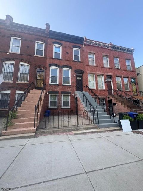 804 Grand St, Jersey City, NJ 07304 - MLS#: 3960325