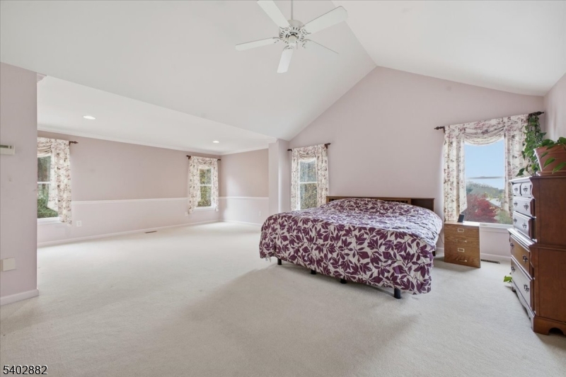 Hunterdon Ridge - Residential