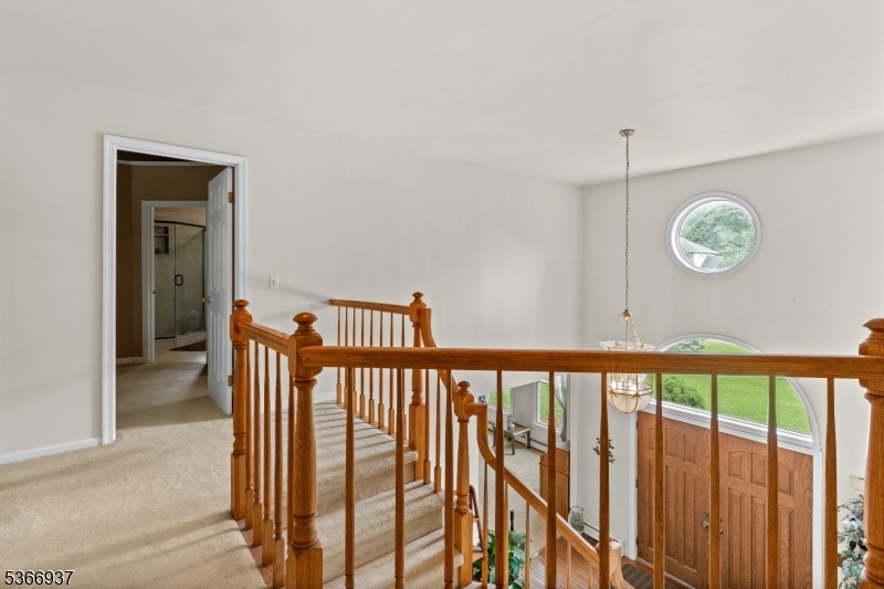 COUNTRY OAKS - Residential