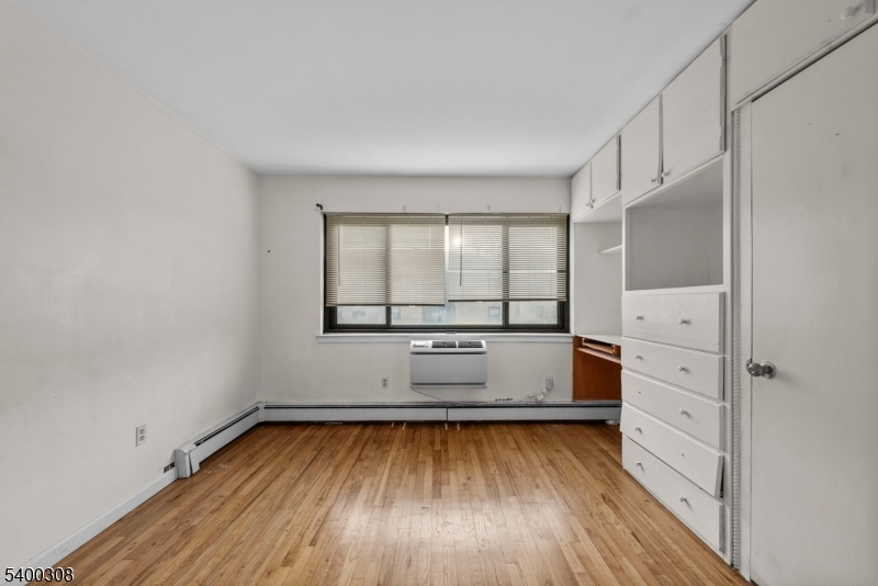 Regency Village - Residential Lease