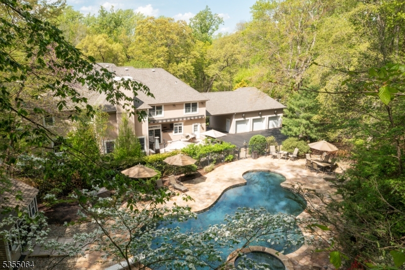 NOTTINGHAM ESTATES - Residential