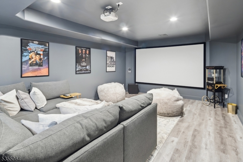 NOTTINGHAM ESTATES - Residential