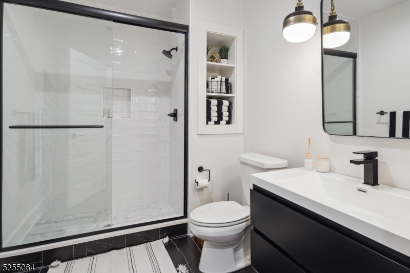 NOTTINGHAM ESTATES - Residential