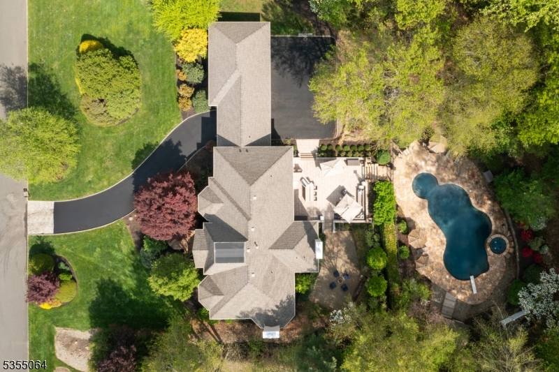 22 Nottingham Way