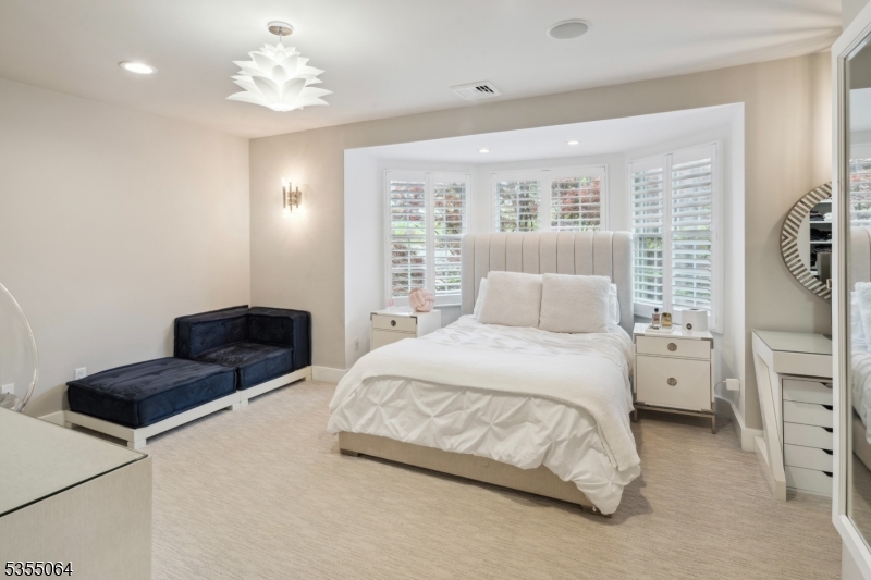 NOTTINGHAM ESTATES - Residential