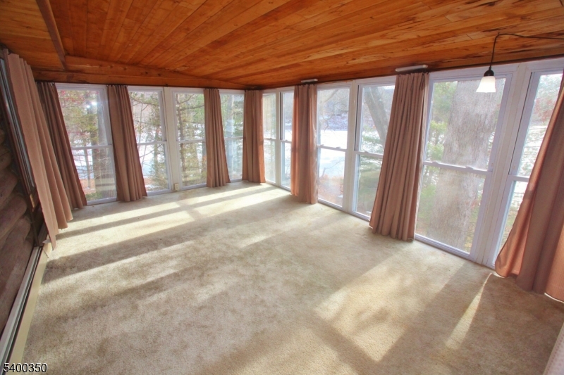 Lake Swannanoa - Residential Lease