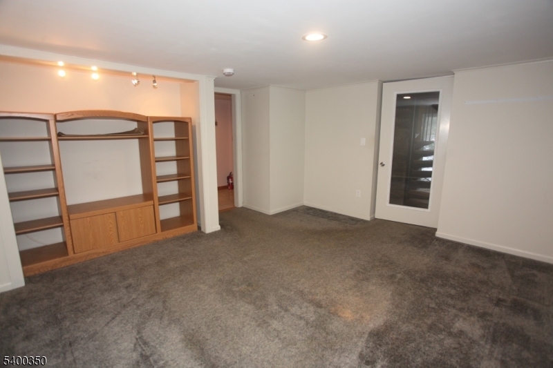 Lake Swannanoa - Residential Lease