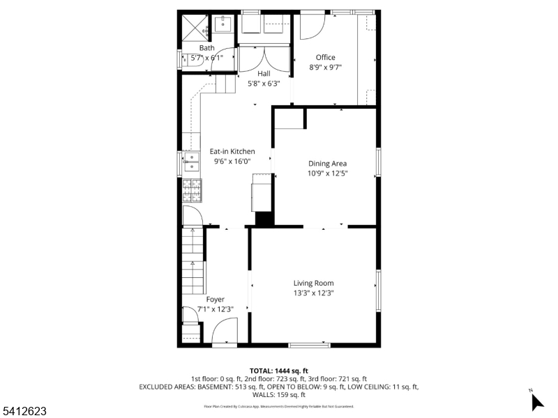 Main image without alt text