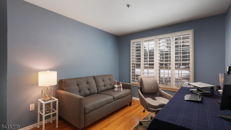 Spring Ridge - Residential