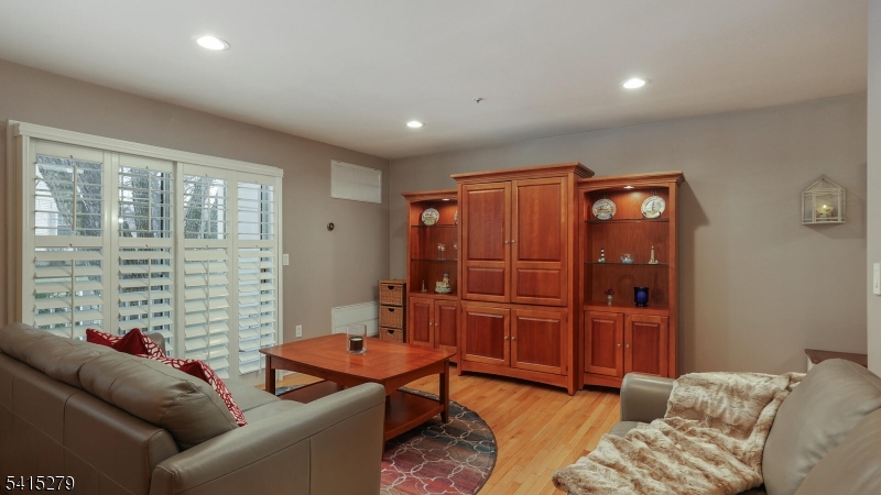 Spring Ridge - Residential