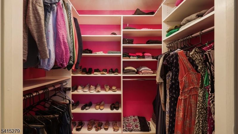 Spring Ridge - Residential