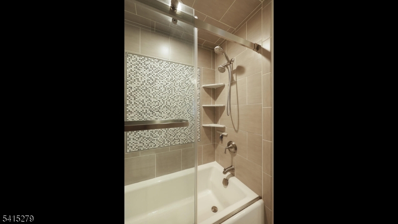 Spring Ridge - Residential