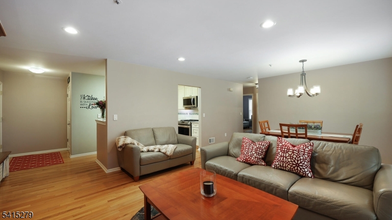 Spring Ridge - Residential