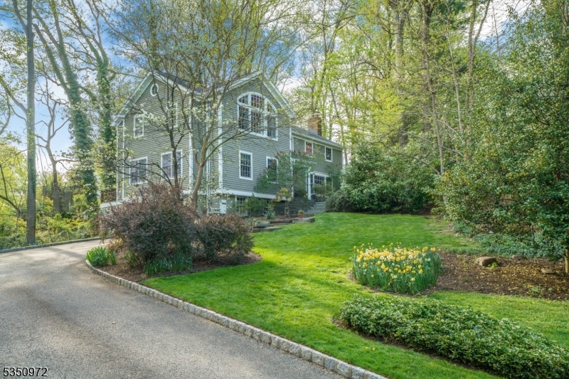 OLD SHORT HILLS - Residential