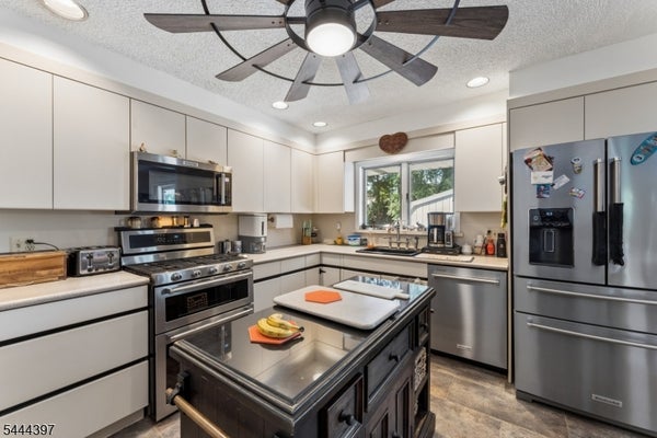 116 PASADENA AVE, HASBROUCK HEIGHTS, NJ 07604 - Image bb9c9d2e88ab6f1b082df72a24ce24d4/540221841