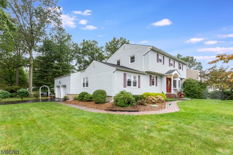 Bee Meadow - Residential