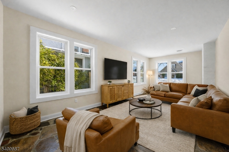 Putnam Watchung - Residential