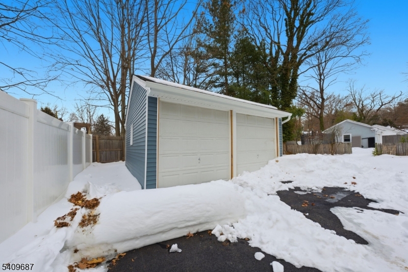 Putnam Watchung - Residential