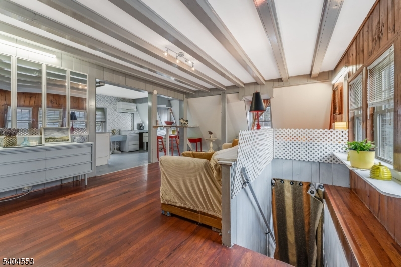 College - Residential Lease