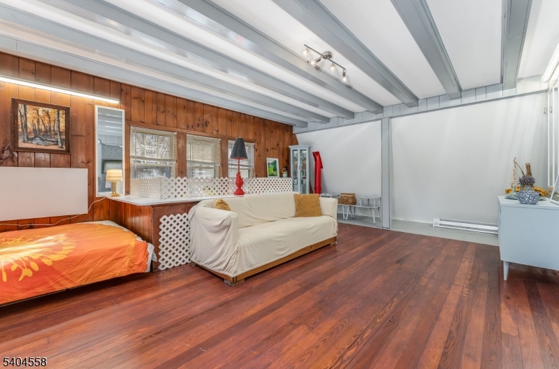 College - Residential Lease