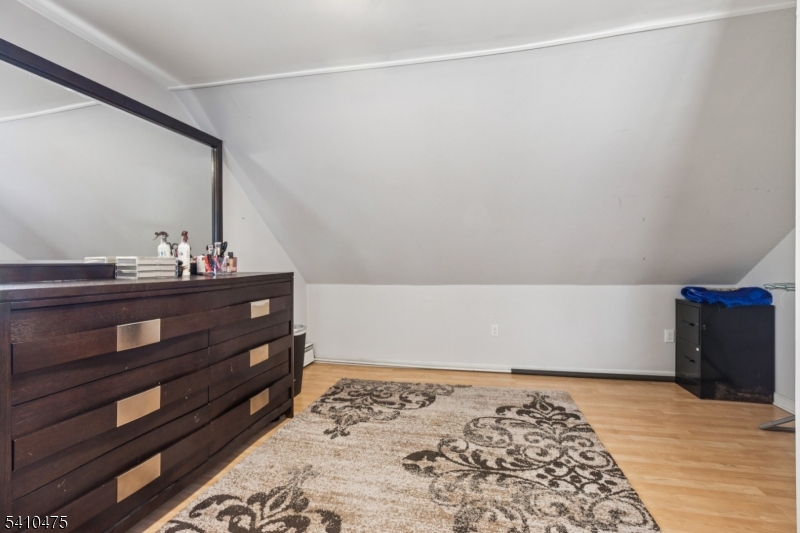 Laurel Park - Residential