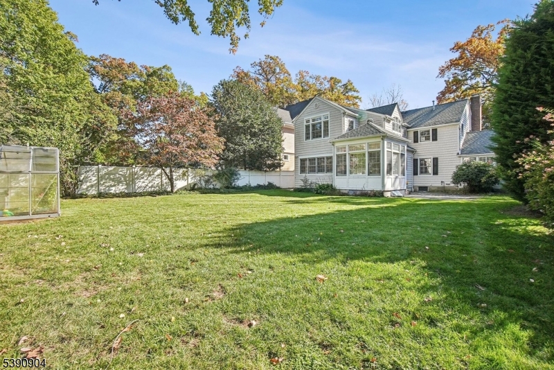 Memorial Field - Residential