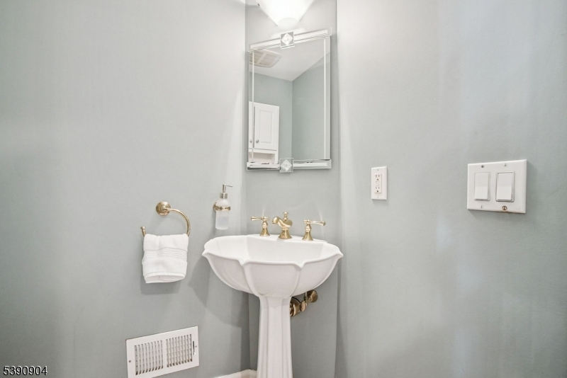 Memorial Field - Residential