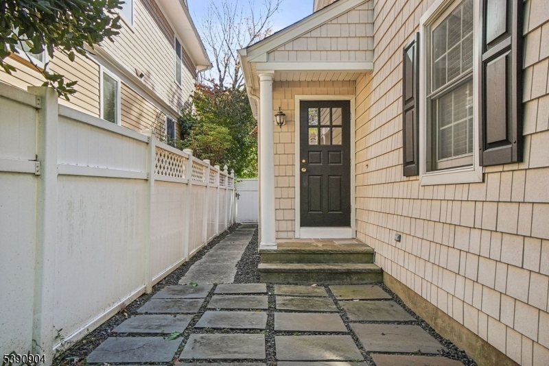 Memorial Field - Residential