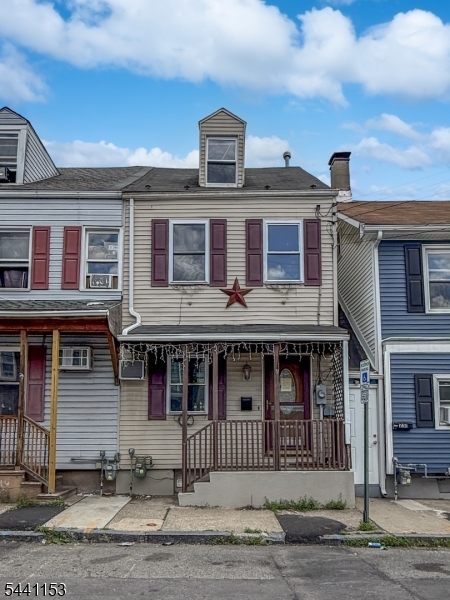 Photo 1 of 47 — 249 Mercer St, Phillipsburg Town, NJ 08865