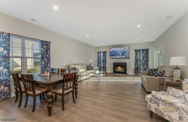 Mansfield Meadows - Residential