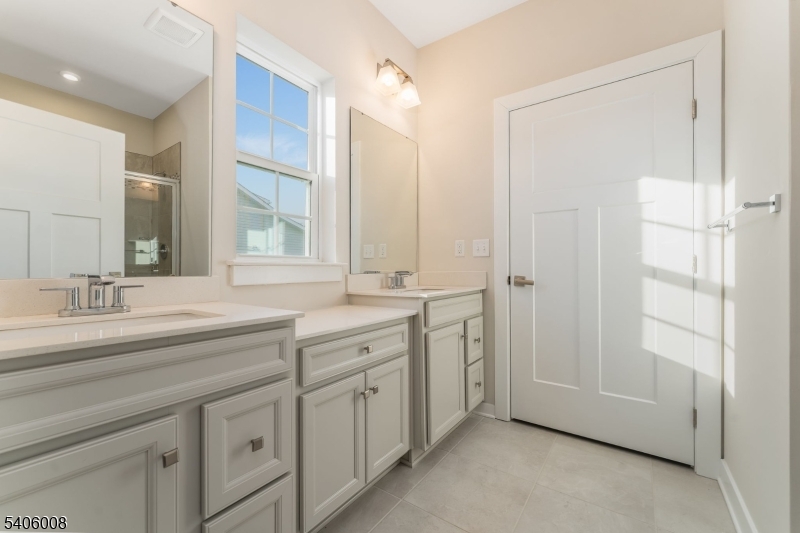 Mansfield Meadows - Residential