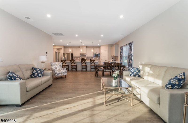 Mansfield Meadows - Residential