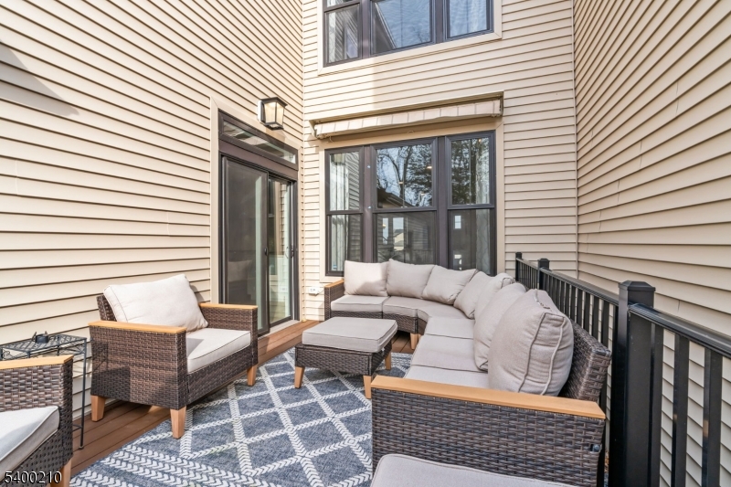 Montgomery Crossing - Residential