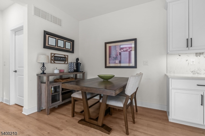 Montgomery Crossing - Residential